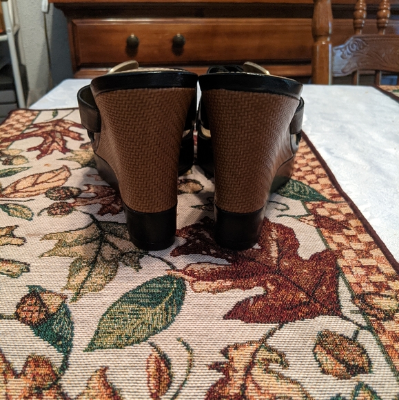 Chaps Makayla black wedge sandals - Picture 8 of 8